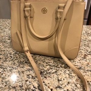 Authentic Tory Burch Robinson Tote